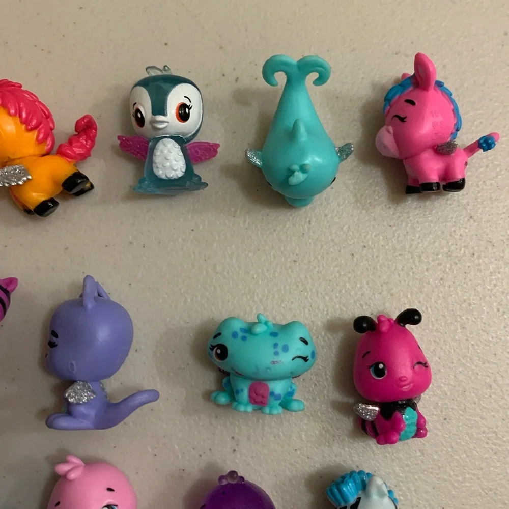 HATCHIMALS CollEGGtibles Huge Lot 26 Animal Figures Whale,Penguin,Cat,Horse Etc
